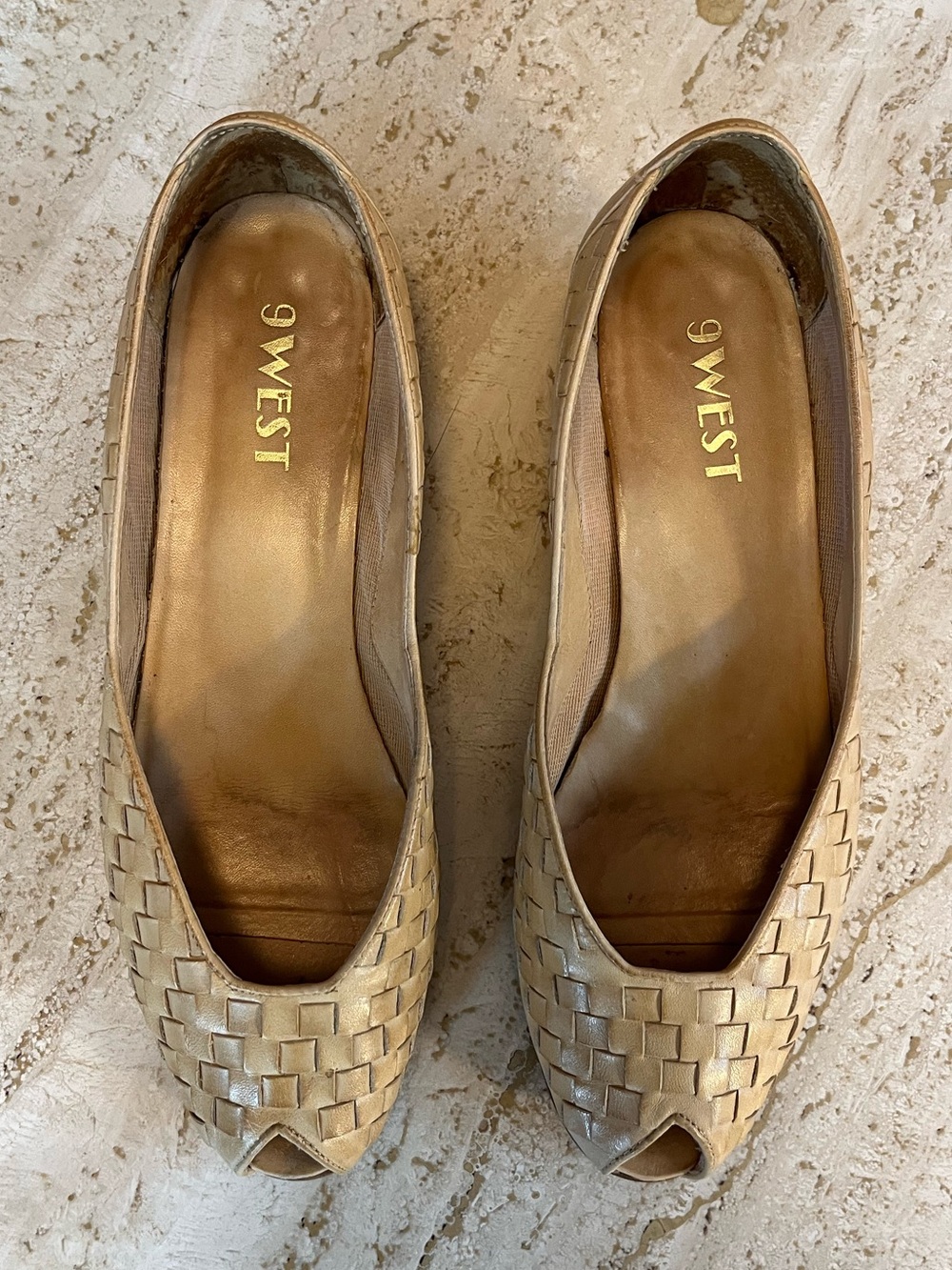 Nine West / 9West | Vintage Woven Peep Toe Flats | Beige Leather | Size 8B
